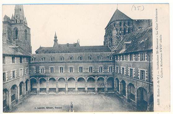 4689 REDON - Institution ST Sauveur - La Cour Intérieur - Cloître Richelieu XVII Siècle - Redon