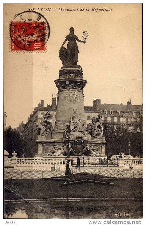 LYON 2 - Monument De La République - Lyon 2