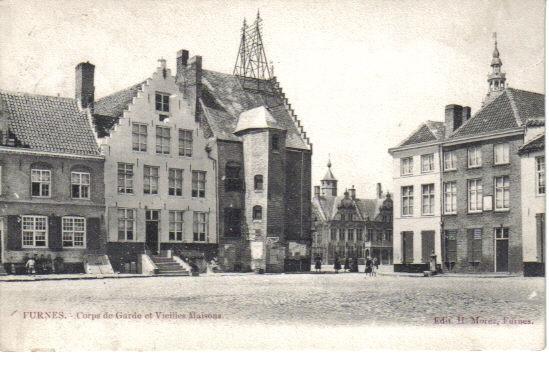 VEURNE   Corps De Garde Et Vieilles Maisons - Veurne