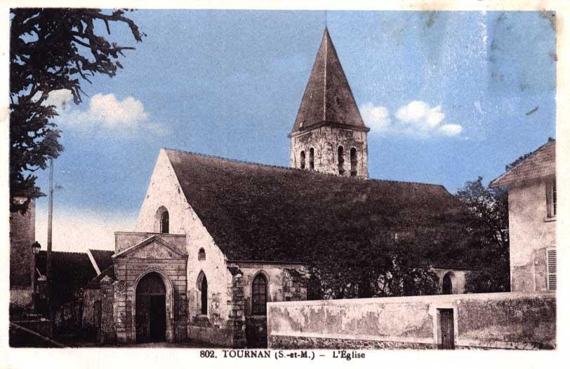 CPA Tournan (77, Seine-et-Marne) L´église, Colorisée - Tournan En Brie