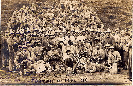 METZ FUNERAILLES DU PERE 200 - Metz Campagne