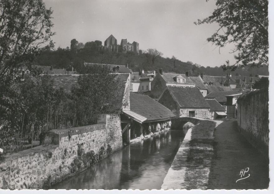 12. CHEVREUSE. - Chevreuse