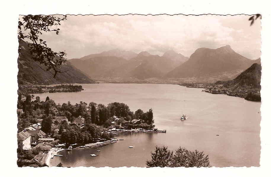 TALLOIRES - Vue Générale Et Massif Des Bauges - Le Petit Lac. - Talloires