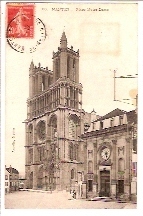 C3379-MANTES, Place Notre-dame - Mantes La Ville