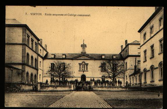 957 -  Virton  Ecole Moyenne Et Collège Communal - Virton