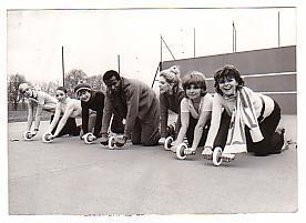 PHOTO DE PRESSE / RARE  :  LES SOURIS Avec Roger BAMBUCK. 1970. - Photographs