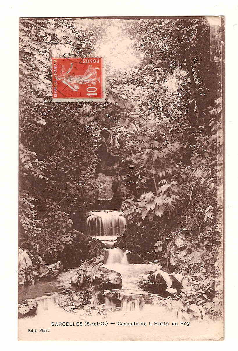 SARCELLES - Cascade De L'Hôtel Du Roy. - Sarcelles