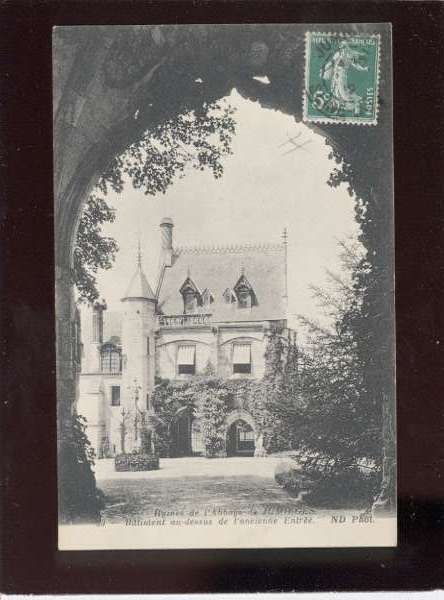 001791 Ruines De L'abbaye De Jumièges Bâtiment Au Dessus De L'ancienne Entrée édit.ND N°23 - Jumieges