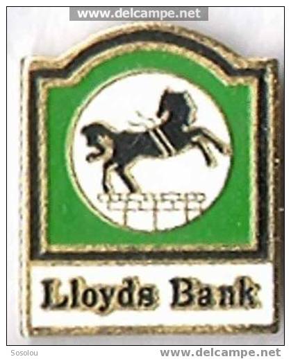 Lloyds Bank (le Cheval) - Banks