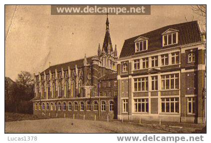 MARCQ EN BAROEUL / INSTITUTION LIBRE / LA CHAPELLE ET UN GROUPE DE CLASSES - Marcq En Baroeul