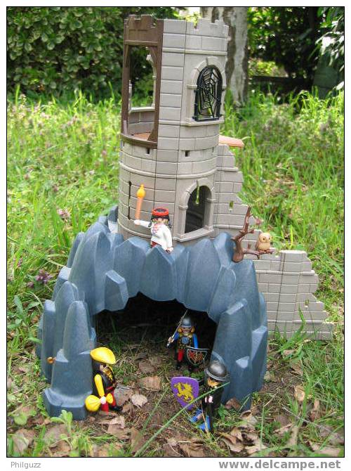 PLAYMOBIL DONGEON TOUR CHATEAU MEDIEVAL EQUIVALENCE BOITE 3665 1993 A 2002 - Playmobil