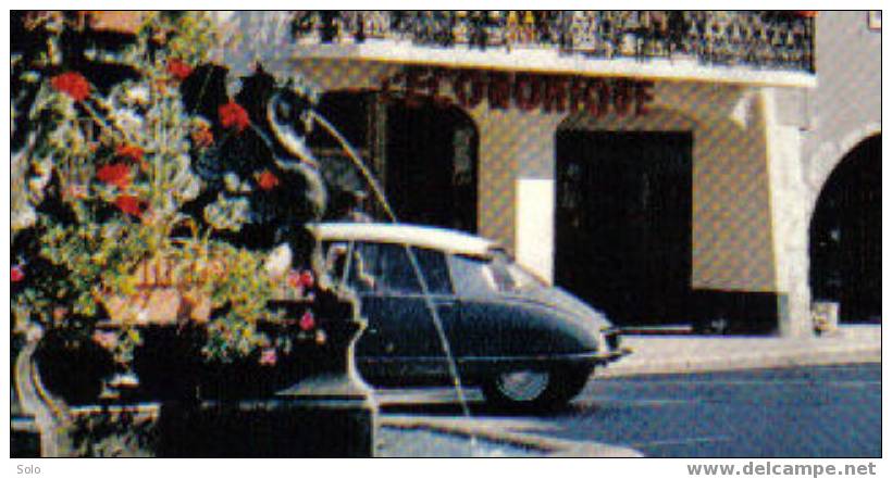 THONES - Place Du Lt Pierre-BASTIAN (Citroën DS) - Thônes