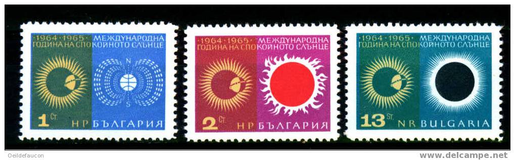 BULGARIE - Yvert - 1383/85** - Cote 1,50 € - Klimaat & Meteorologie