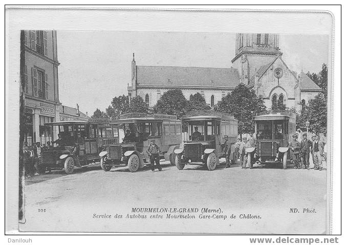 51 // MARNE / MOURMELON LE GRAND / Service Des Autobus Entre Moumelon Gare-camp De Châlons / ND PHOTO /N° 101 # - Mourmelon Le Grand