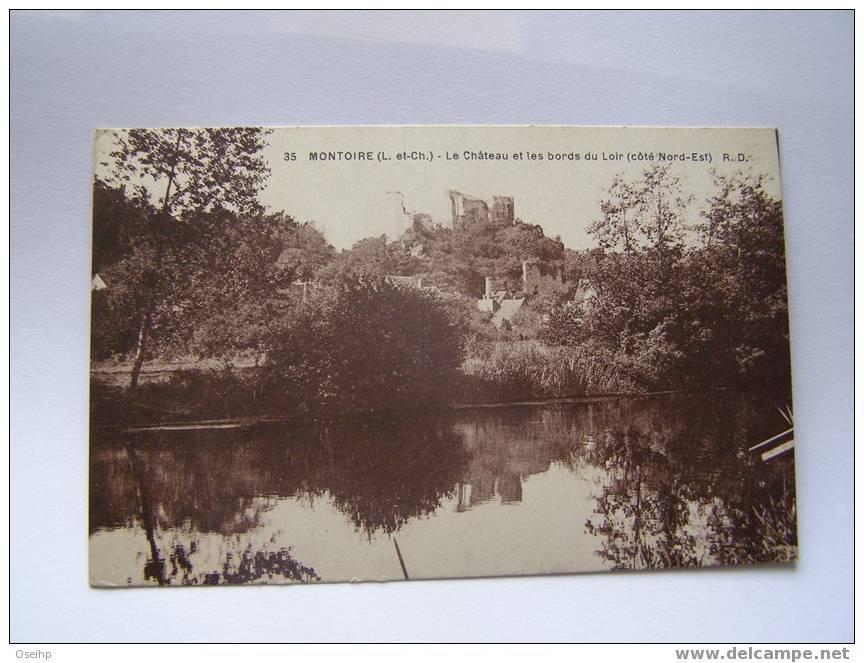 MONTOIRE - Le Château Et Les Bords Du Loir - Montoire-sur-le-Loir