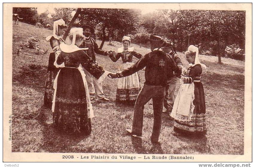 Les Plaisirs Du Village   -   La Ronde (Bannalec) - Bannalec