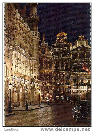 Bruxelles Brussel Un Coin De La Gand´ Place  La Nuit. Een Hoekje Van De Grote Markt Bij Nacht - Brussel Bij Nacht