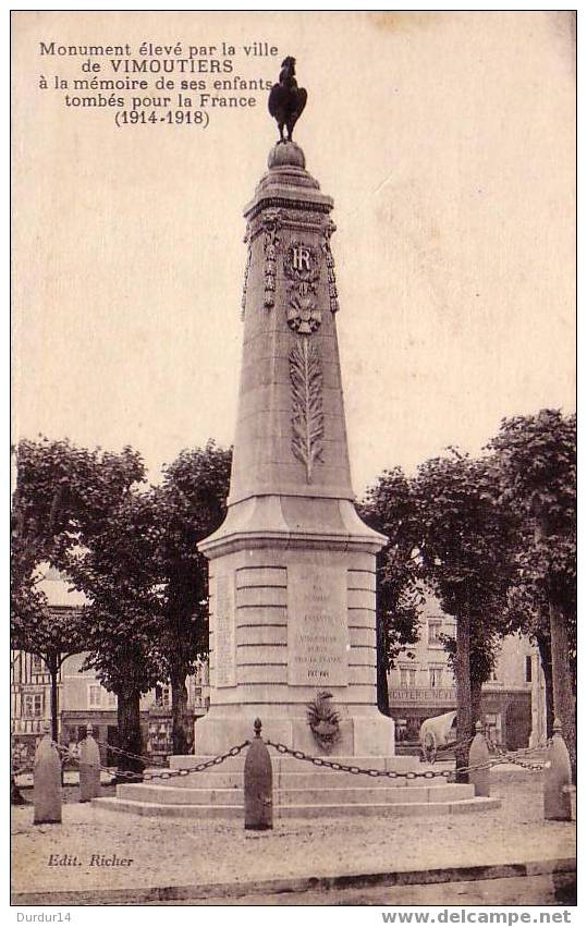 61/VIMOUTIERS.  Monument élevé Par La Ville,à La Mémoire De Ses Enfants Tombés Pour La France - Vimoutiers