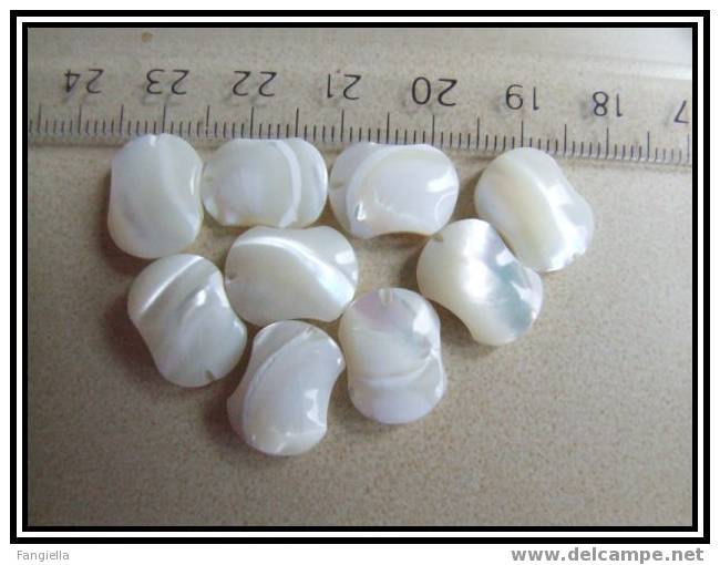 Lot De 3 Perles De Véritable Nacre Blanche 14x10x3mm - Parels