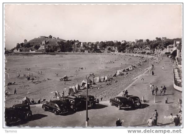 Le Val André. La Plage Côté Nord. Vue De L'hôtel Des Bins. 1952 - Binic