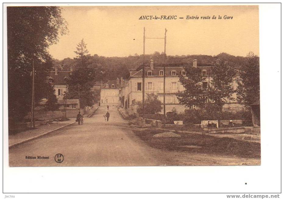 ANCY LE FRANC ENTREE ROUTE DE LA GARE Ref 51 - Ancy Le Franc