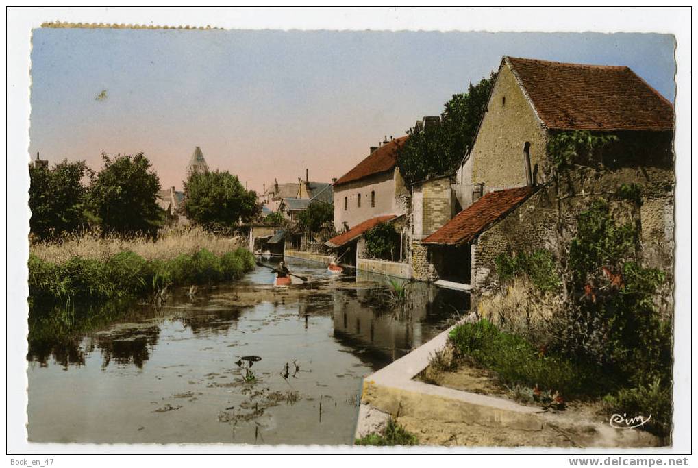 {26817} 72 Sarthe Connerré , Paysage Sur Le Dué . Animée , Circulée En 1955 ? - Connerre