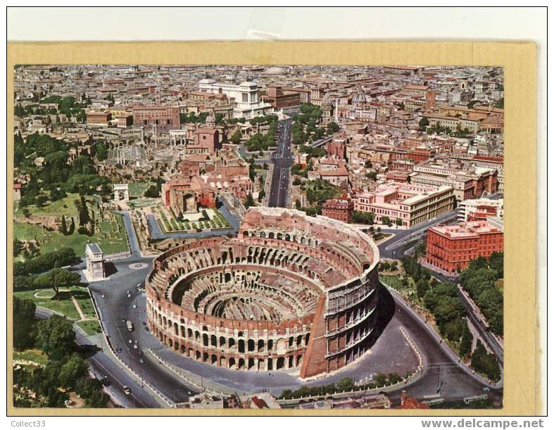 Italie - Roma - Colosseo, Veduta Aera - Colisée, Vue Aérienne - CPM Voyagé 19?? - Ed Fotocolor N° 23444 - Colosseum