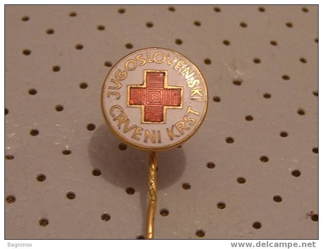 RED CROSS OF YUGOSLAVIA BADGE PIN - Medical