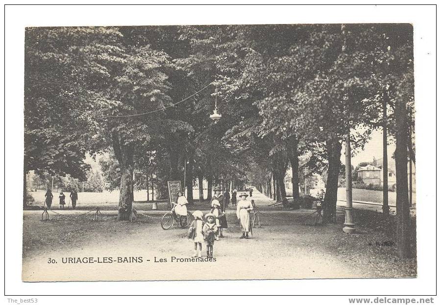 30  -  Uriage Les Bains   -   Les Promenades - Uriage