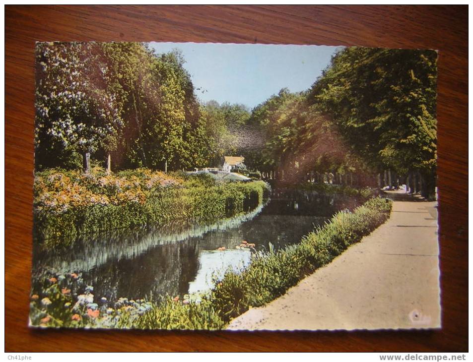 MEHUN SUR YEVRE LE CANAL DU BERRY - Mehun-sur-Yèvre