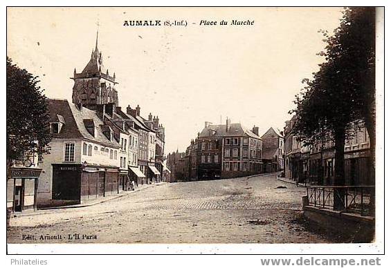 AUMALE  PLACE DU MARCHE 1916 - Aumale