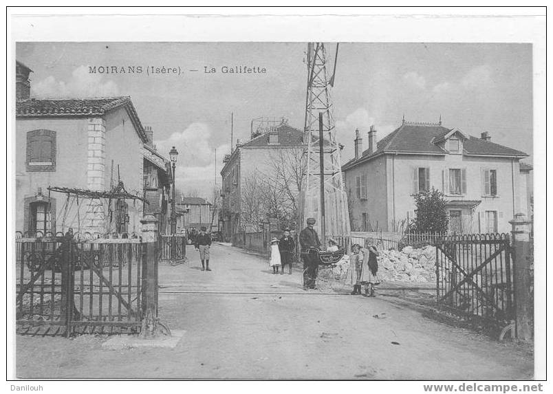 38 // ISERE / MOIRANS / La Galifette / ANIMEE (passage à Niveau) / - Moirans