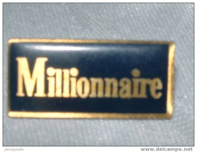 PIN´S - MILLIONNAIRE - Casinos