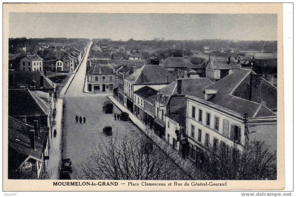 51 MOURMELON LE GRAND Place Clemenceau Et Rue Du Général Gouraud - Mourmelon Le Grand