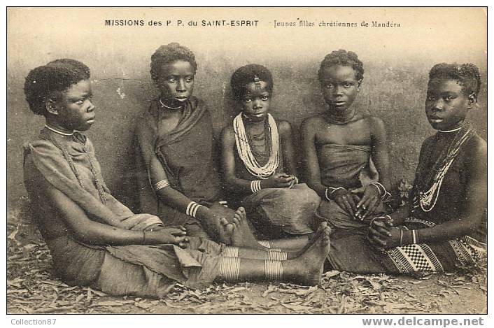 AFRIQUE - TANZANIE - MANDERA - FILLETTE - JEUNES FILLES CHRETIENNES - TRES BELLE CARTE - EDITION J. BIENAIME - Tanzanía