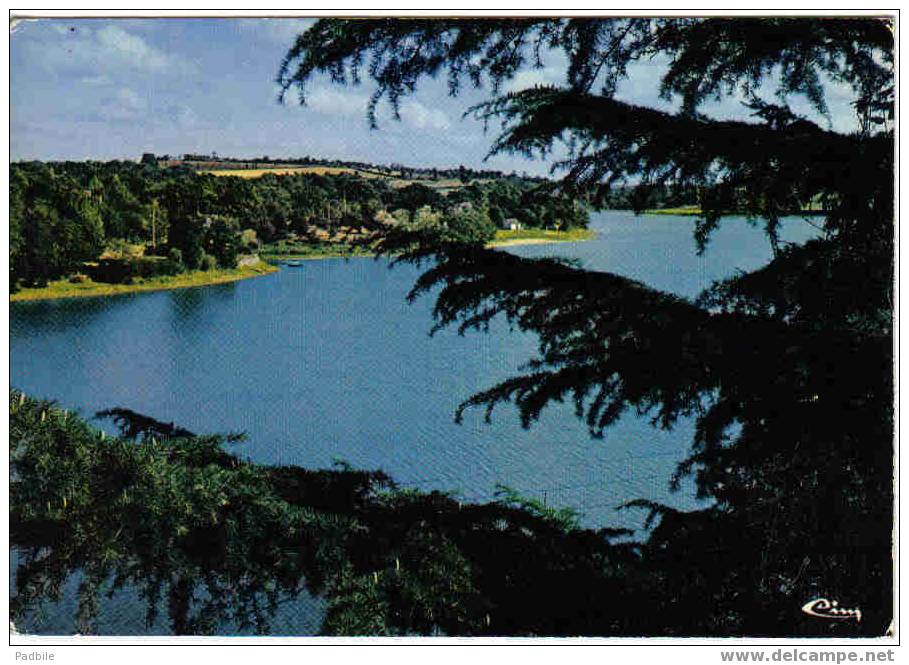 Carte Postale  22.  Jugon-Plorec  Le Lac Du Barrage - Jugon-les-Lacs