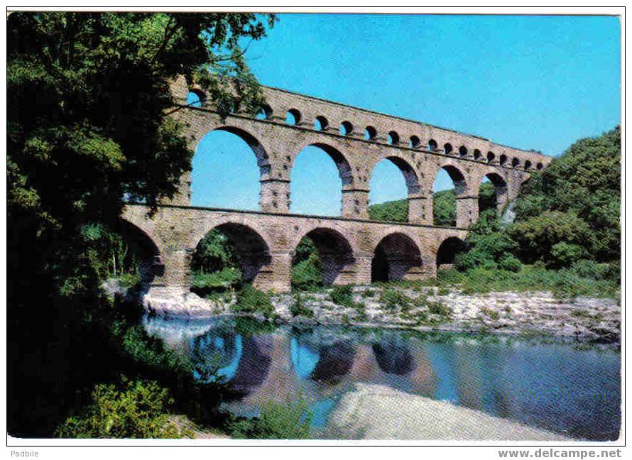 Carte Postale De Provence - Le Pont Du Gard - Languedoc-Roussillon