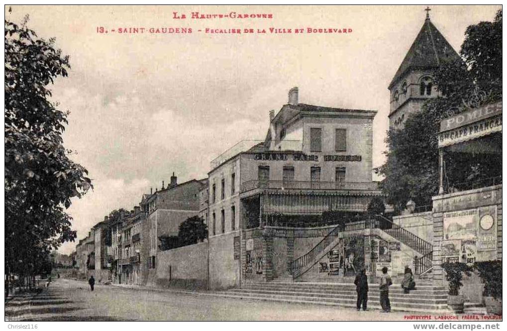 31 ST GAUDENS Escalier De La Ville Et Boulevard  Beau Plan - Saint Gaudens