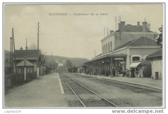 297 B/CPA  BOURGOIN  INTERIEUR DE LA GARE (isère) - Bourgoin