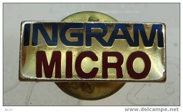 Pin's INGRAM Micro _ Négoce Informatique (59) Lesquin - Informatik