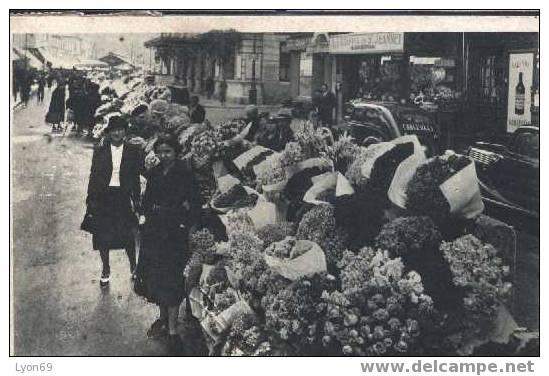 NICE  MARCHE AUX FLEURS - Markets, Festivals