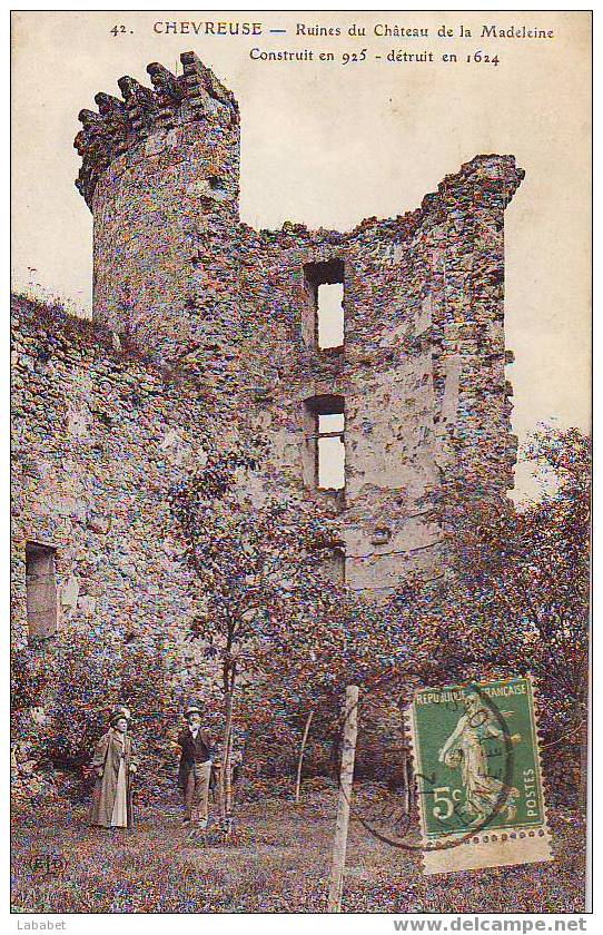 CHEVREUSE .N°42  RUINES DU CHATEAU - Chevreuse