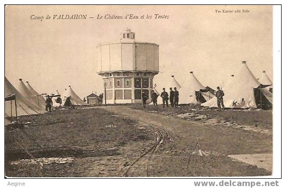 Chateau D Eau - Ref No 38- Camp Le Valdahon- Le Chateau D Eau Et Les Tentes  -bon Etat - Water Towers & Wind Turbines