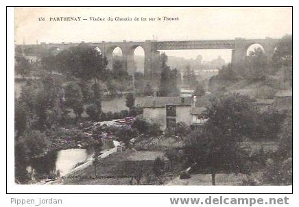 79 PARTHENAY * Viaduc Du Chemin De Fer Sur Le Thouet * CPA écrite En 1915, F.M. - Parthenay