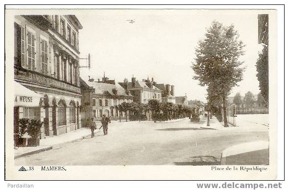 72. MAMERS.  PLACE DE LA REPUBLIQUE.  BANQUE REGIONALE DE L'OUEST. ANIMATION. - Mamers