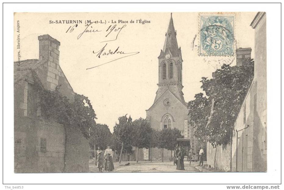 Saint  Saturnin   -   La Place De L'Eglise - Seiches Sur Le Loir