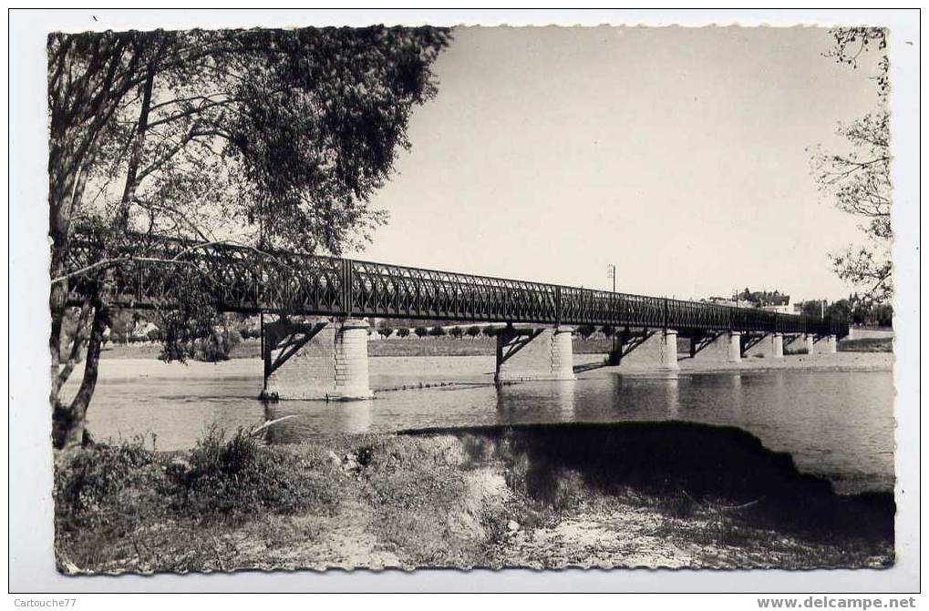 K7 - POUILLY-sur-LOIRE - Le Pont Sur La Loire (1962) - Pouilly Sur Loire