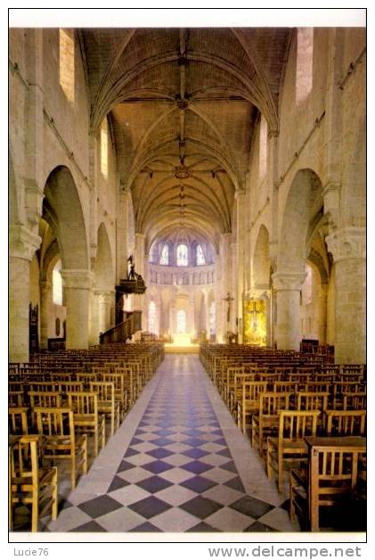 BEAUGENCY   -  Eglise Abbatiale  Notre Dame - Beaugency