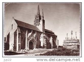 Jolie CP Photo 29 Environs De Pont L'Abbé L'Eglise Et Le Calvaire De Tronoën - Obl Méca Concarneau 17-6-1952 - Pont L'Abbe