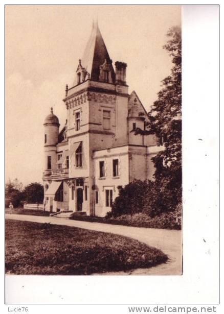 ROUILLAC - Château De LIGNIERES - Côté Nord Ouest - Rouillac